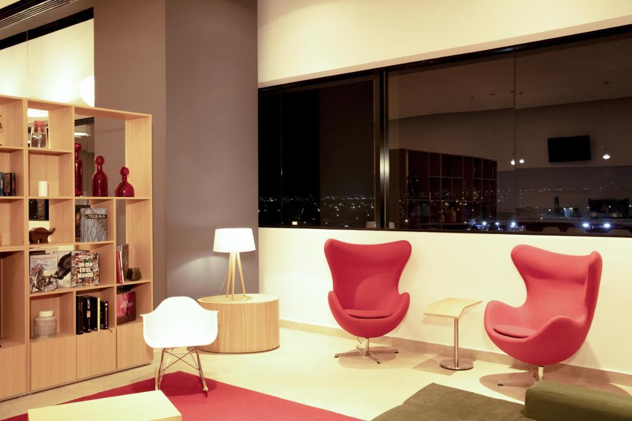 Fiesta Inn Parque Пуэбла Экстерьер фото