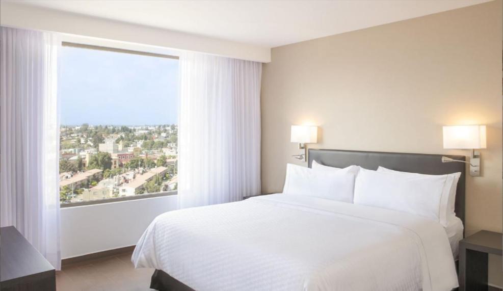 Fiesta Inn Parque Пуэбла Экстерьер фото